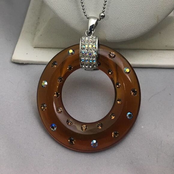 Austrian crystal Lucite Long Silver Necklace - Picture 3 of 6